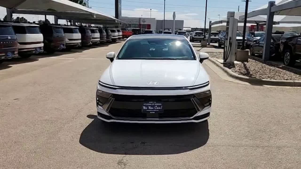 new 2025 Hyundai Sonata car, priced at $33,380