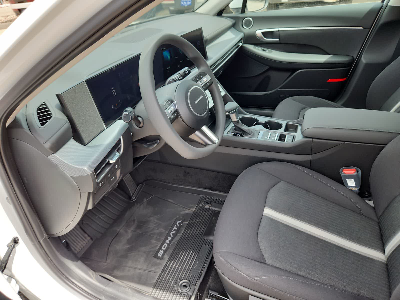 new 2025 Hyundai Sonata car, priced at $29,398