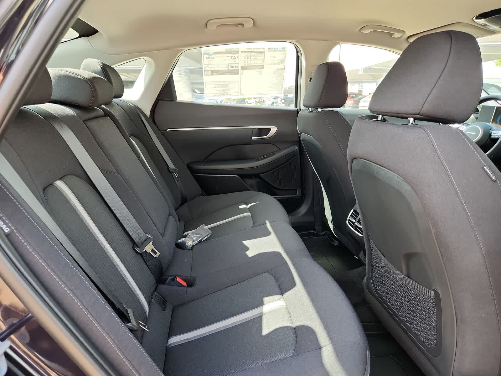 new 2025 Hyundai Sonata Hybrid car, priced at $31,178