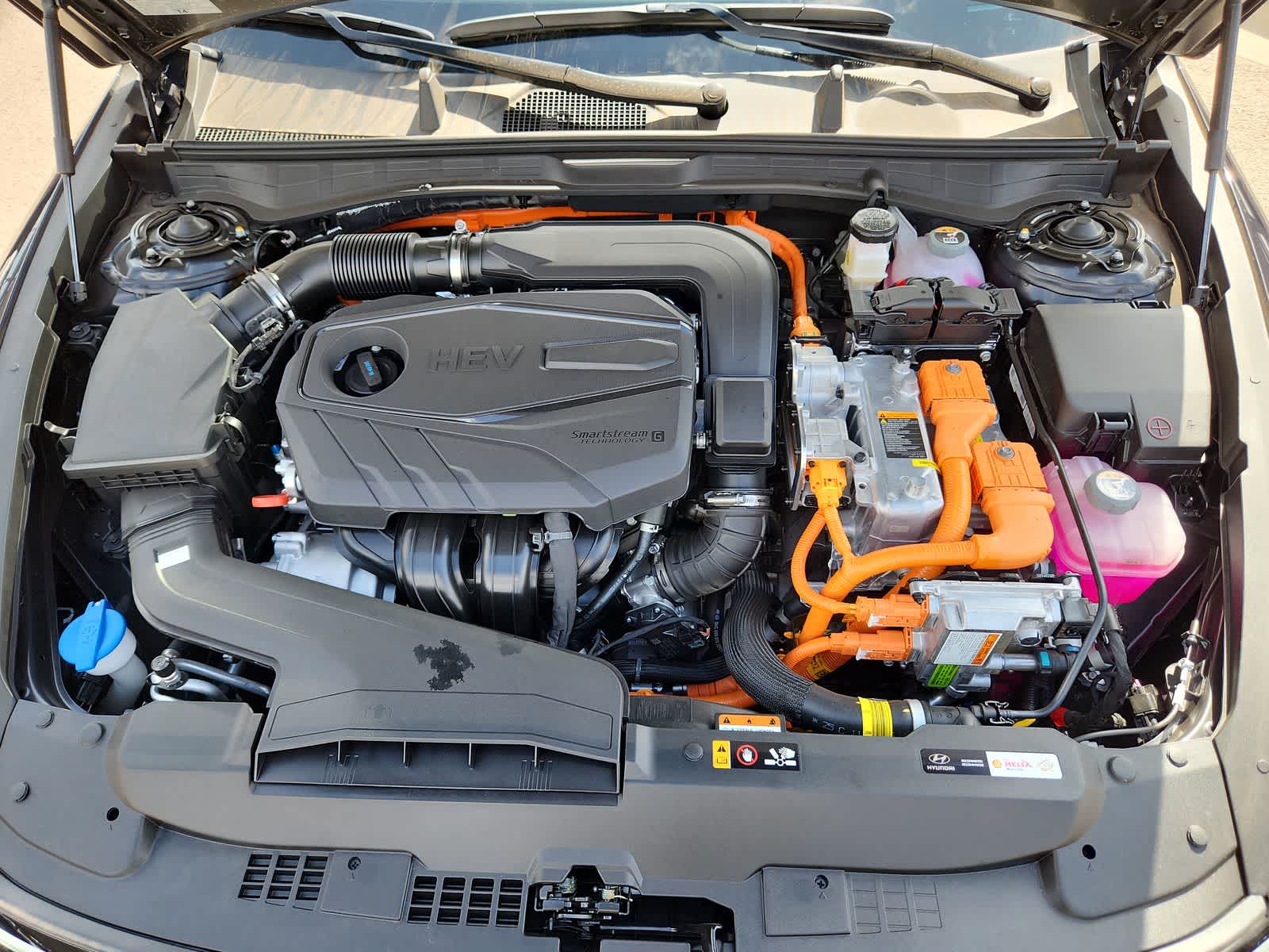 new 2025 Hyundai Sonata Hybrid car, priced at $31,178