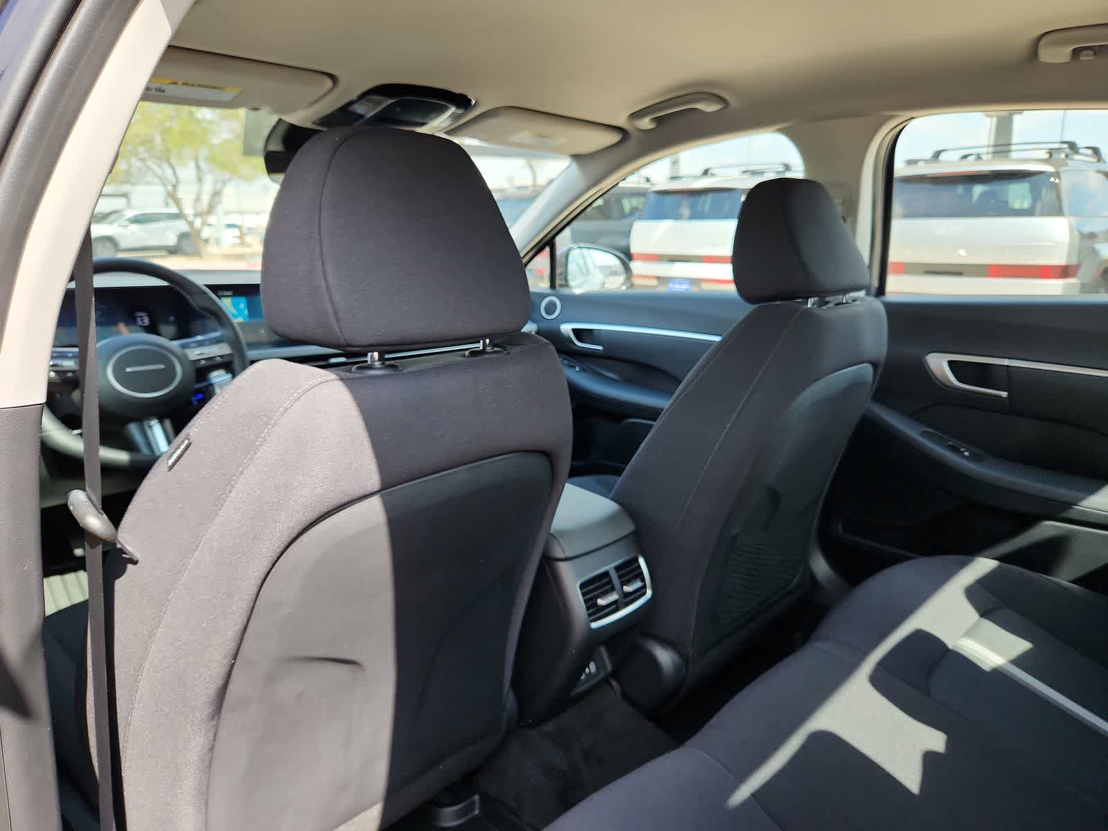 new 2025 Hyundai Sonata Hybrid car, priced at $31,178