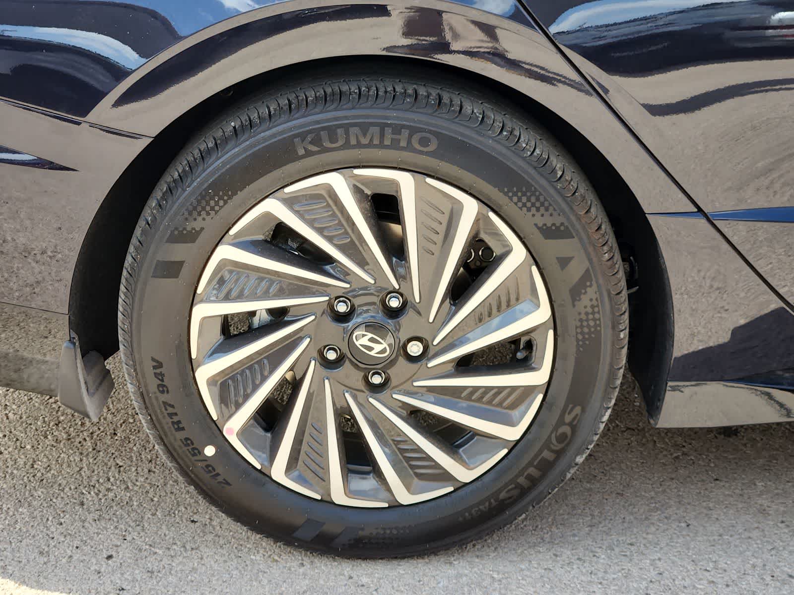 new 2025 Hyundai Sonata Hybrid car, priced at $31,178