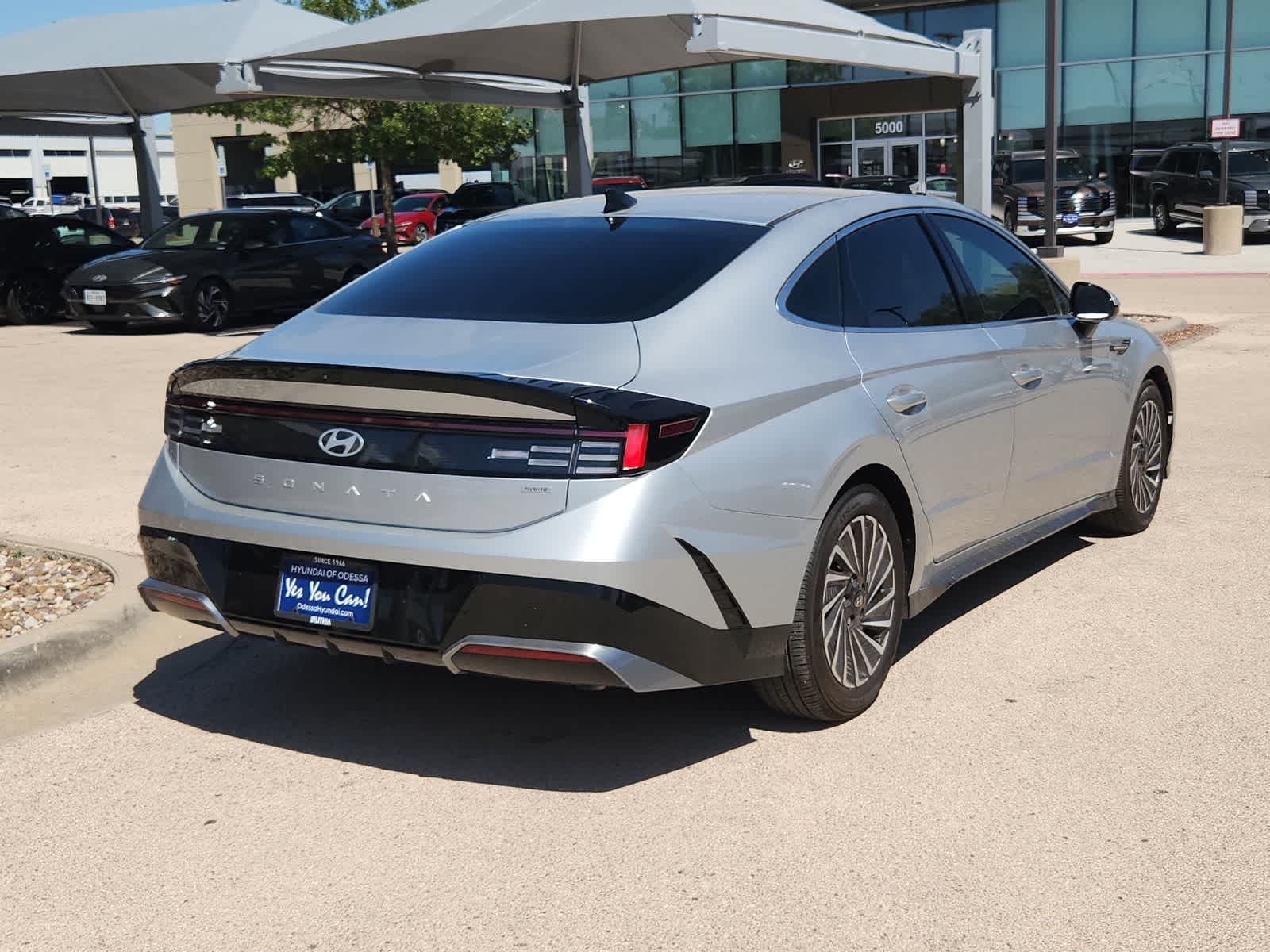 used 2024 Hyundai Sonata Hybrid car, priced at $27,499