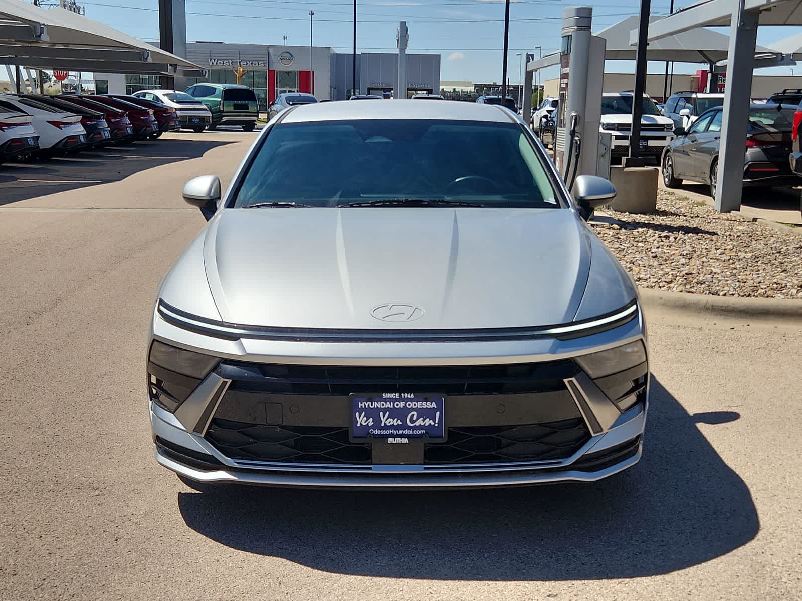 used 2024 Hyundai Sonata Hybrid car, priced at $27,499