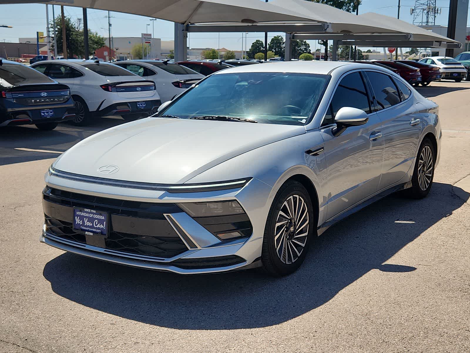used 2024 Hyundai Sonata Hybrid car, priced at $27,499
