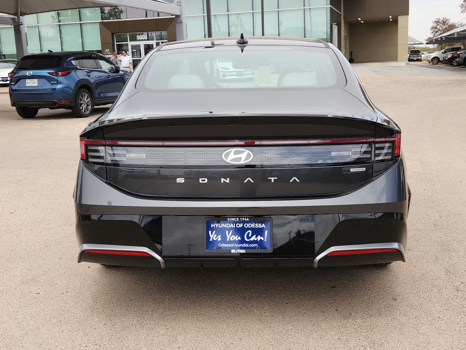new 2025 Hyundai Sonata Hybrid car, priced at $33,820