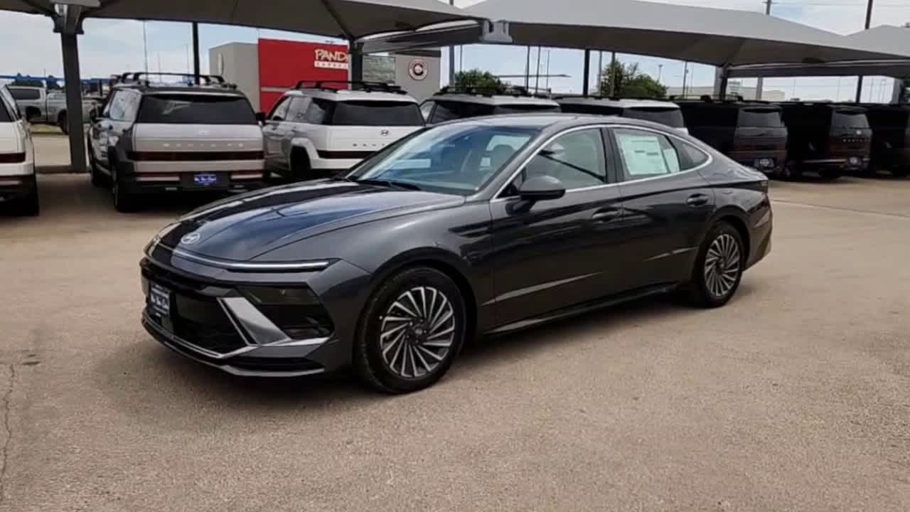new 2025 Hyundai Sonata Hybrid car, priced at $33,820