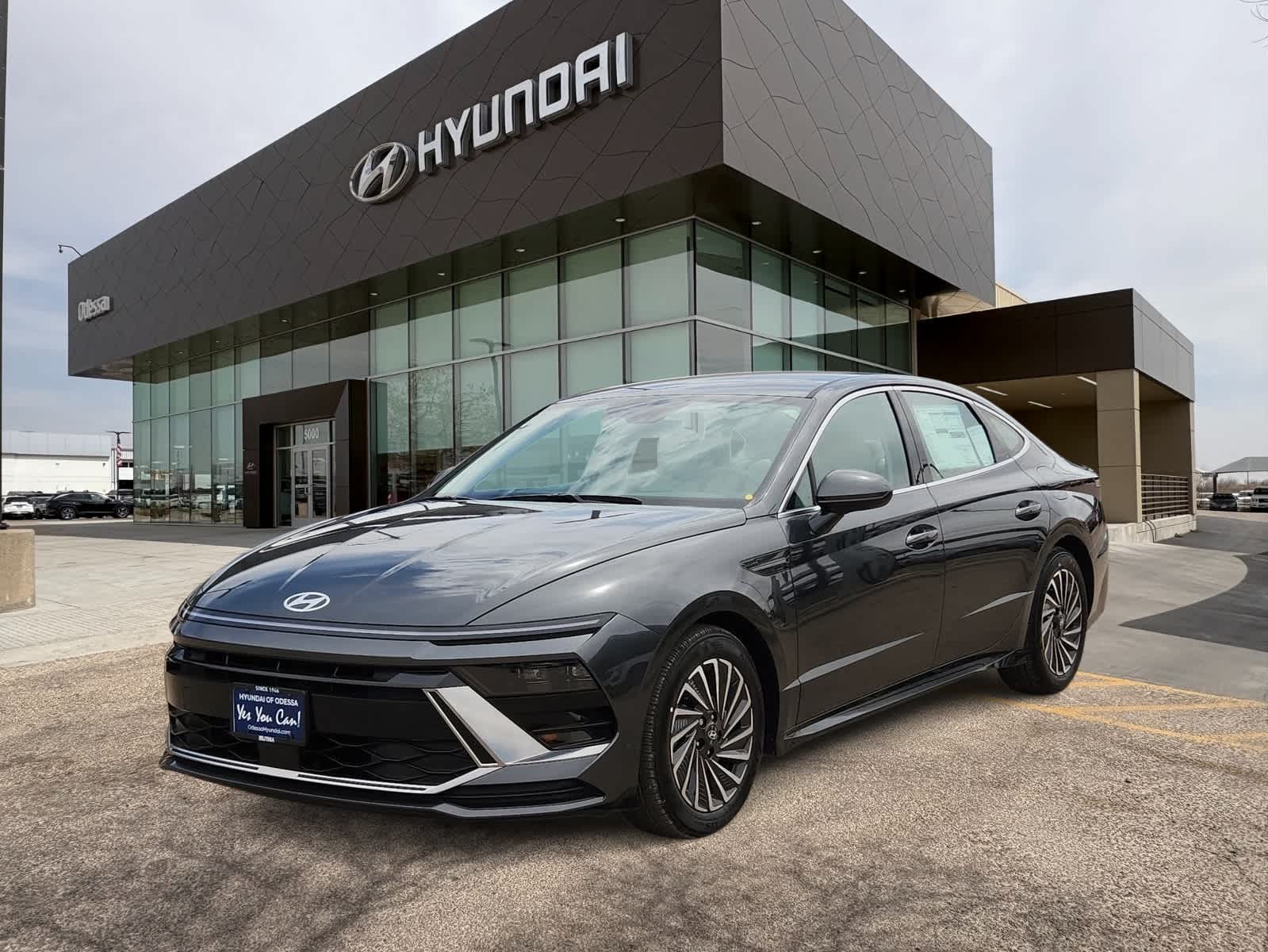 new 2025 Hyundai Sonata Hybrid car, priced at $33,820