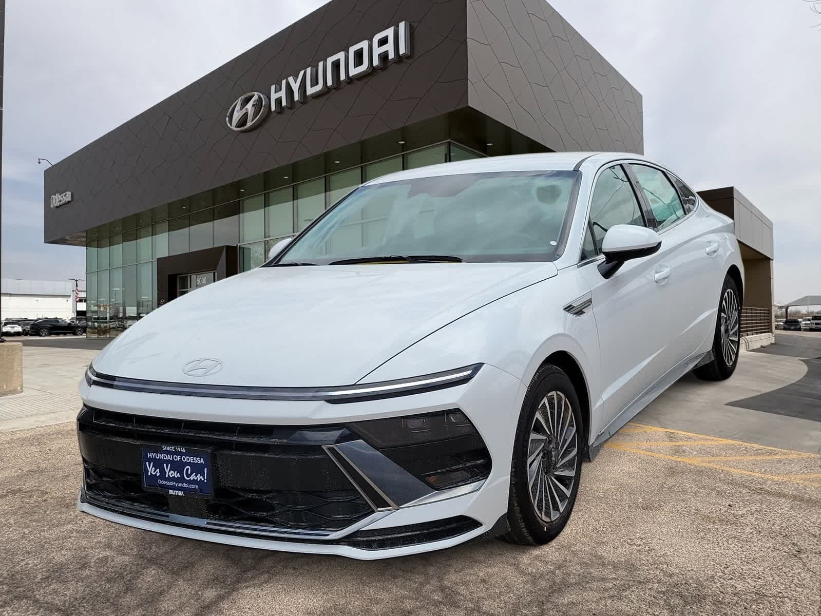 new 2025 Hyundai Sonata Hybrid car, priced at $33,663