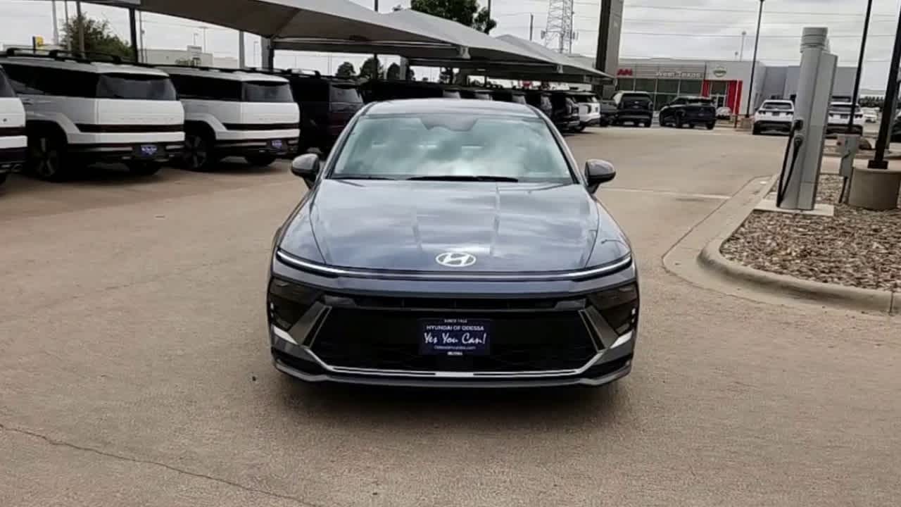 new 2025 Hyundai Sonata Hybrid car, priced at $32,995