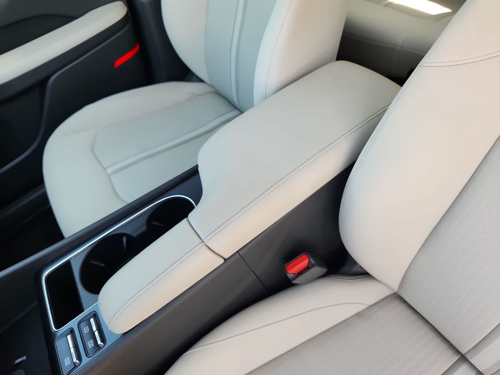 used 2025 Hyundai Sonata Hybrid car, priced at $27,999