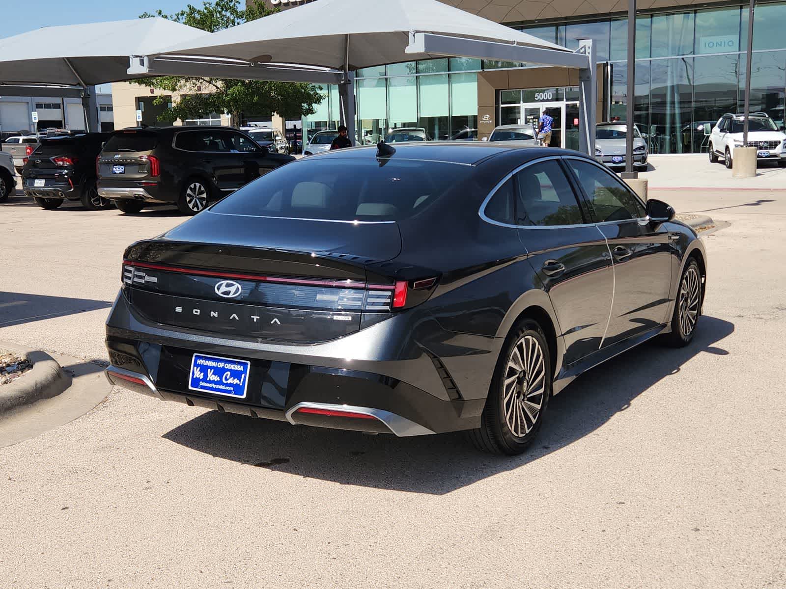 used 2025 Hyundai Sonata Hybrid car, priced at $27,999