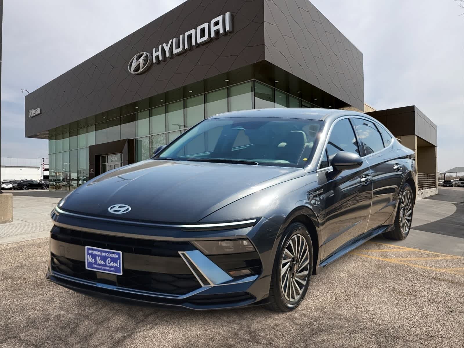 used 2025 Hyundai Sonata Hybrid car, priced at $27,999