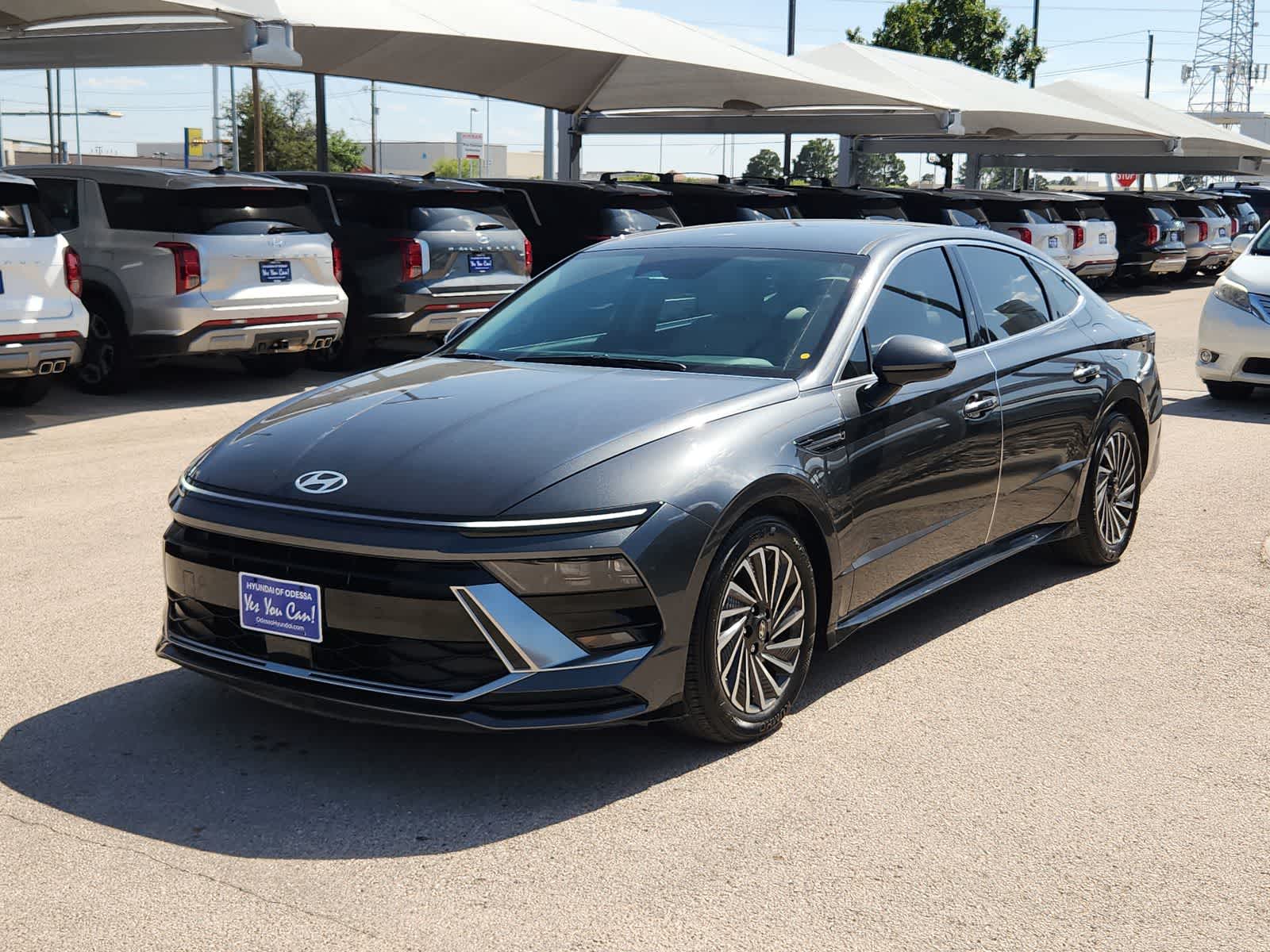 used 2025 Hyundai Sonata Hybrid car, priced at $27,999