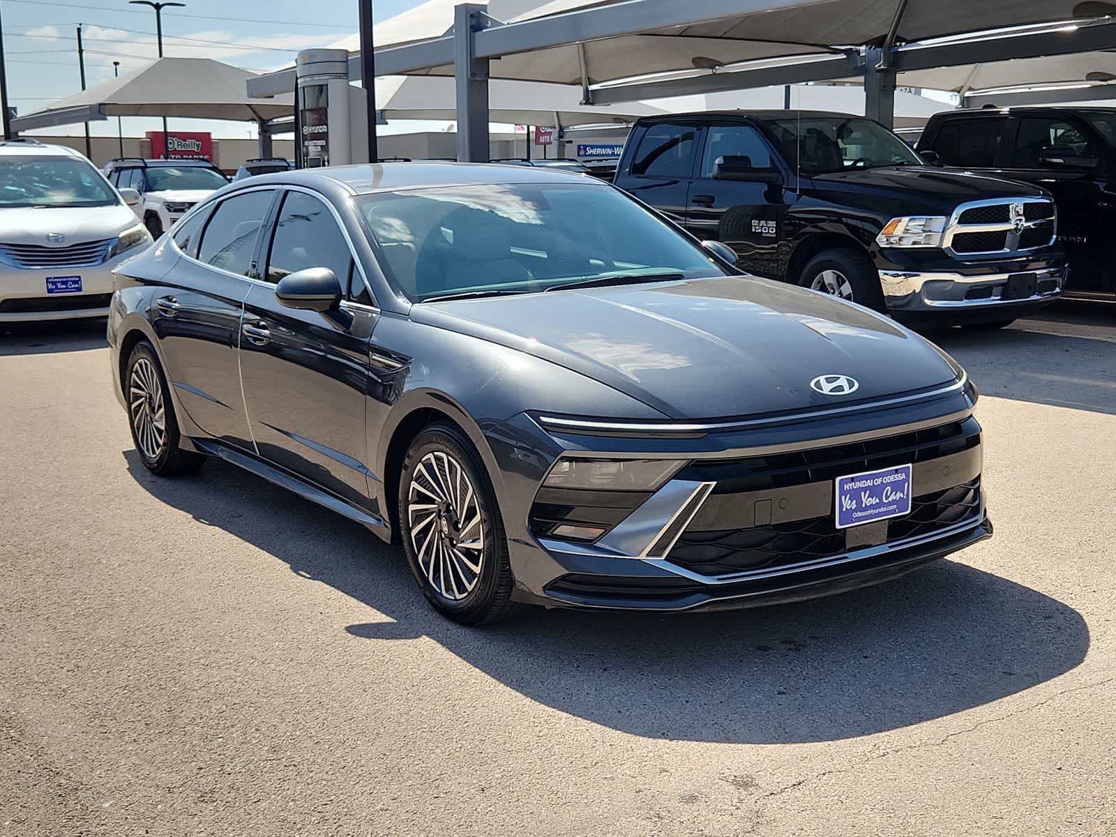 used 2025 Hyundai Sonata Hybrid car, priced at $27,999