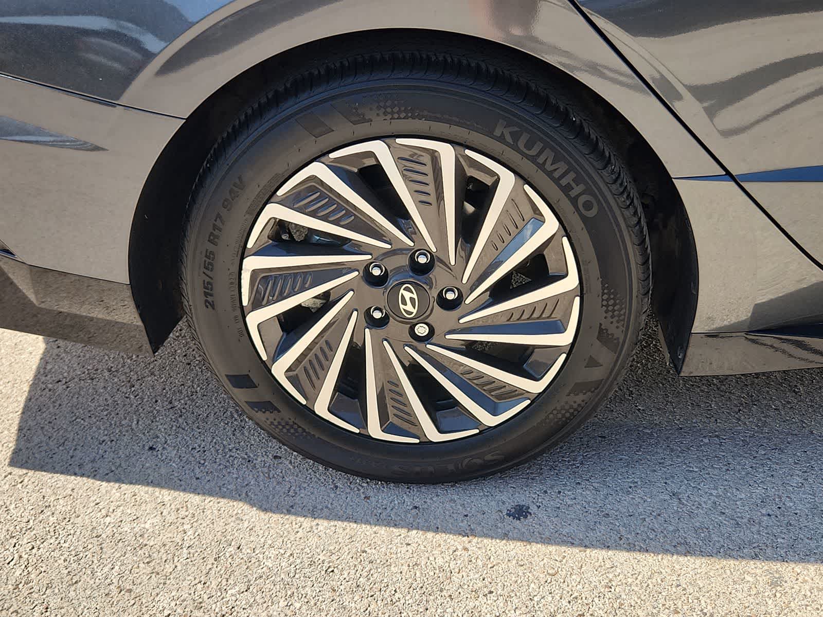 used 2025 Hyundai Sonata Hybrid car, priced at $27,999
