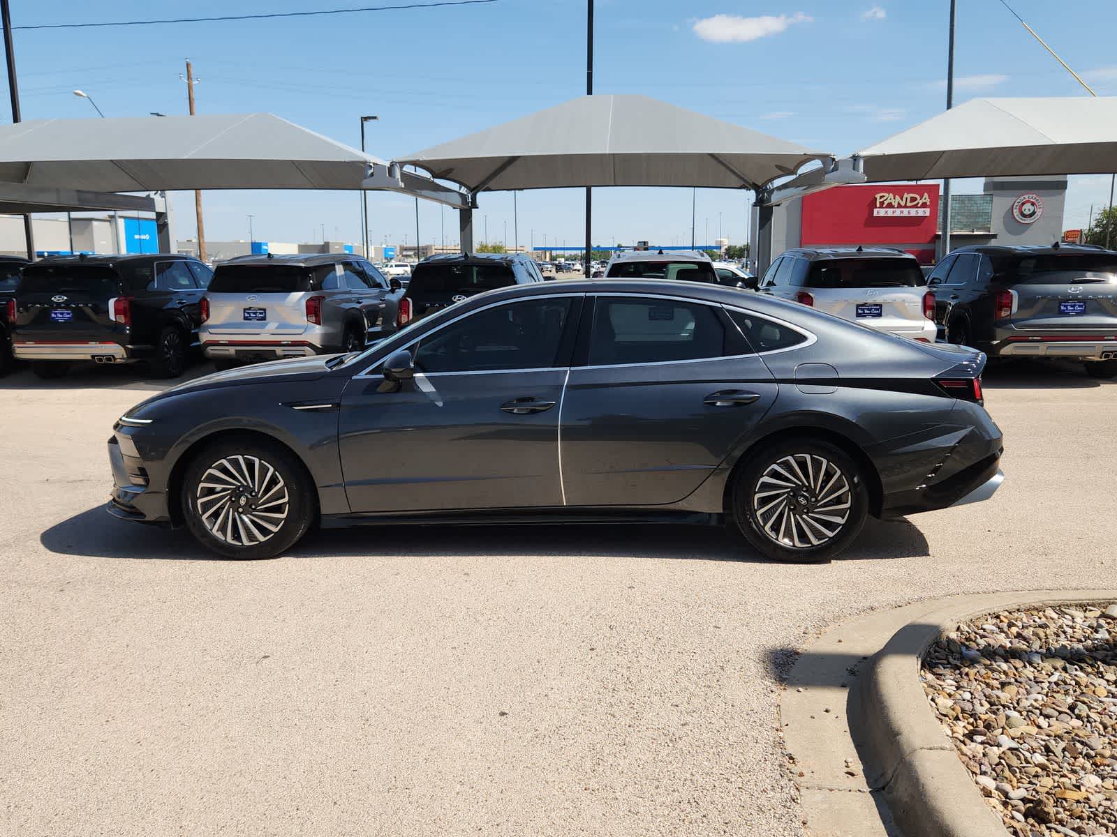 used 2025 Hyundai Sonata Hybrid car, priced at $27,999