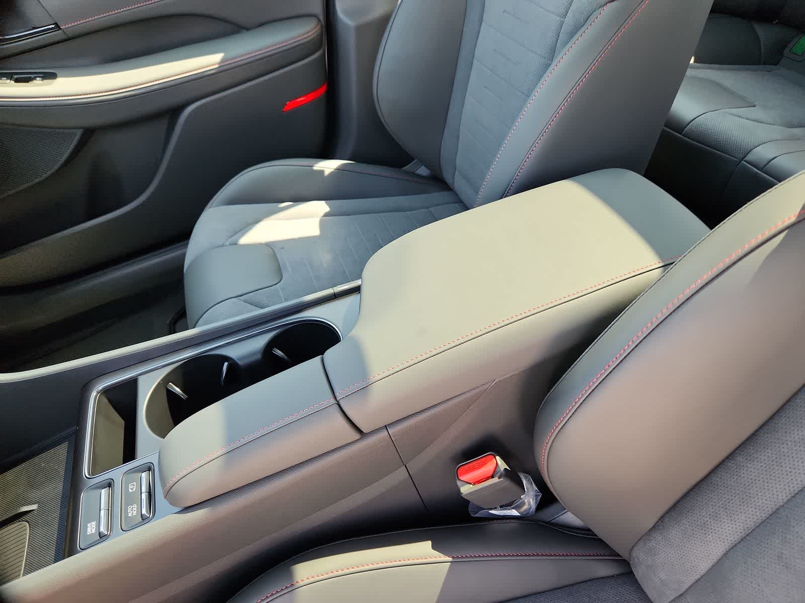 new 2025 Hyundai Sonata car, priced at $37,795