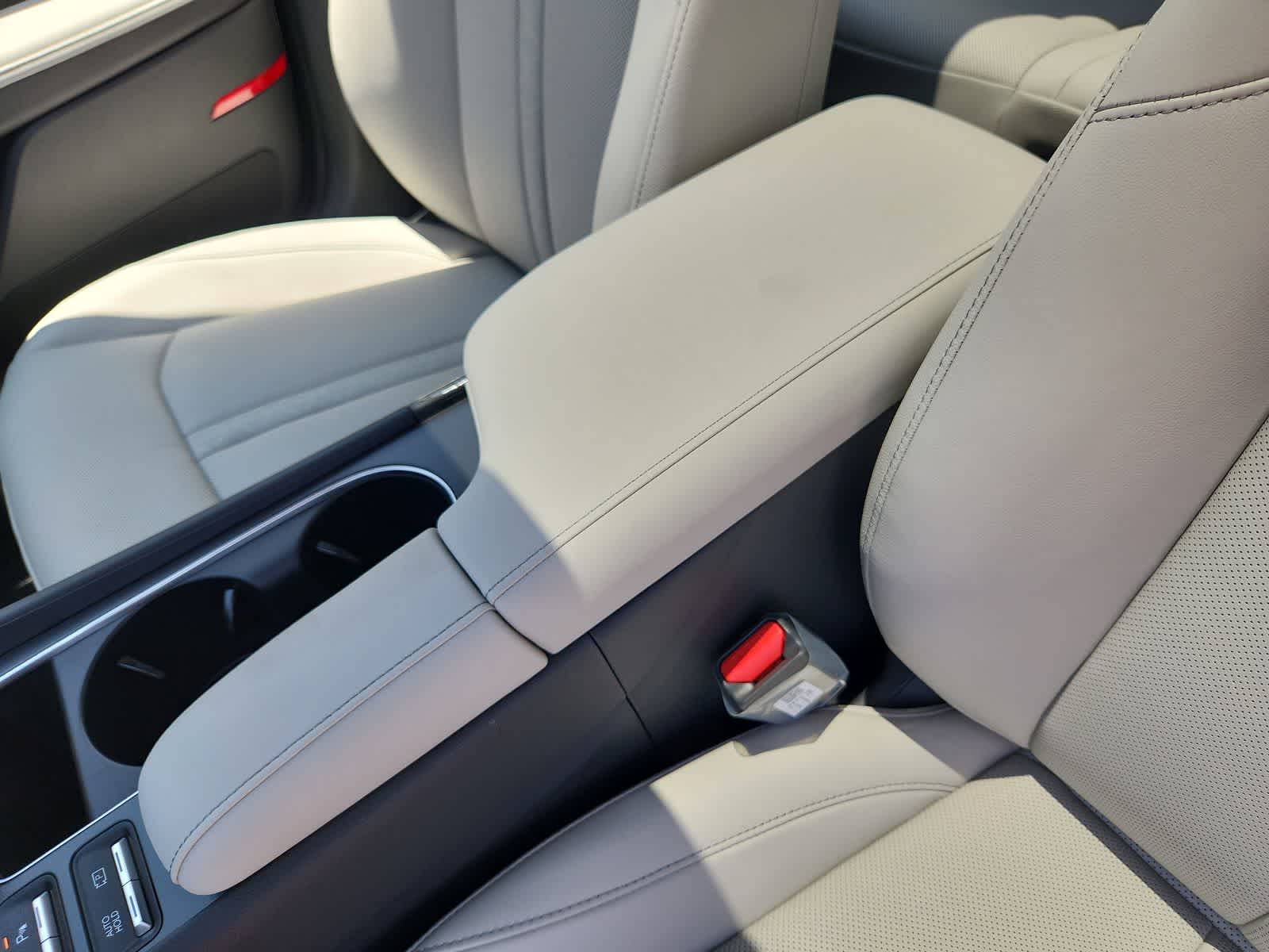 new 2025 Hyundai Sonata Hybrid car, priced at $38,148