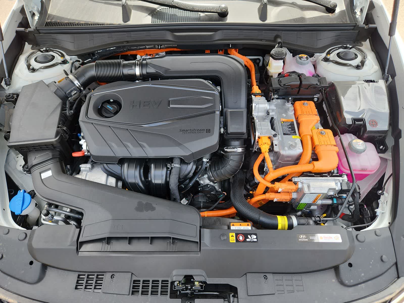 new 2025 Hyundai Sonata Hybrid car, priced at $39,935