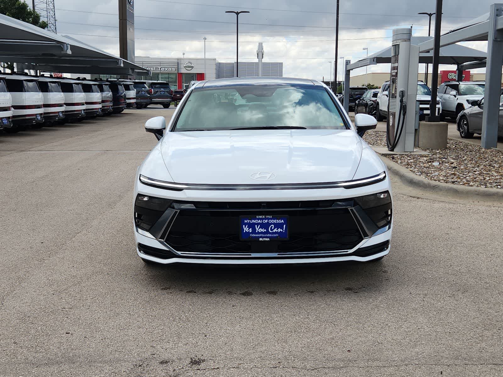 new 2025 Hyundai Sonata Hybrid car, priced at $40,148