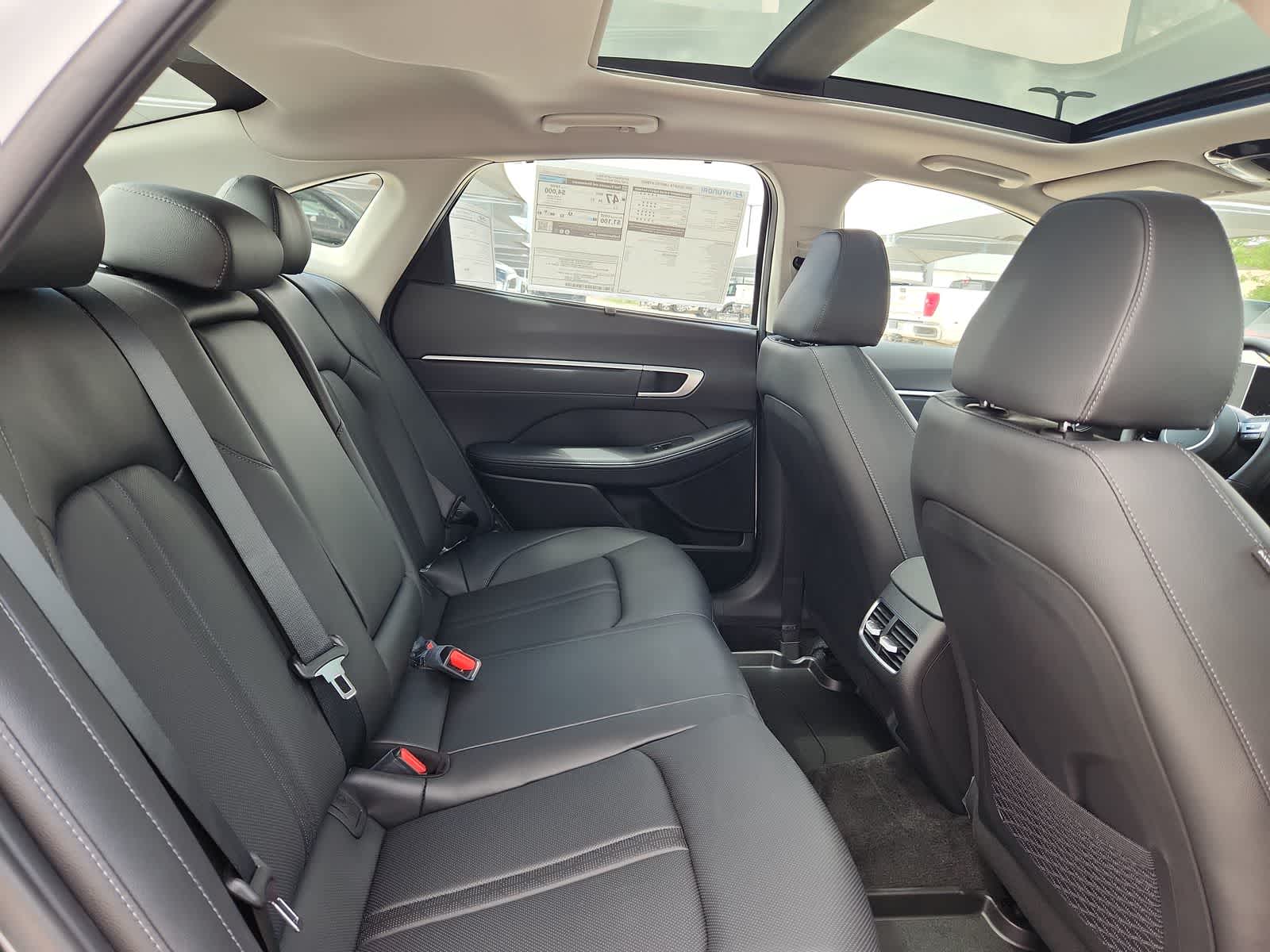 new 2025 Hyundai Sonata Hybrid car, priced at $40,148