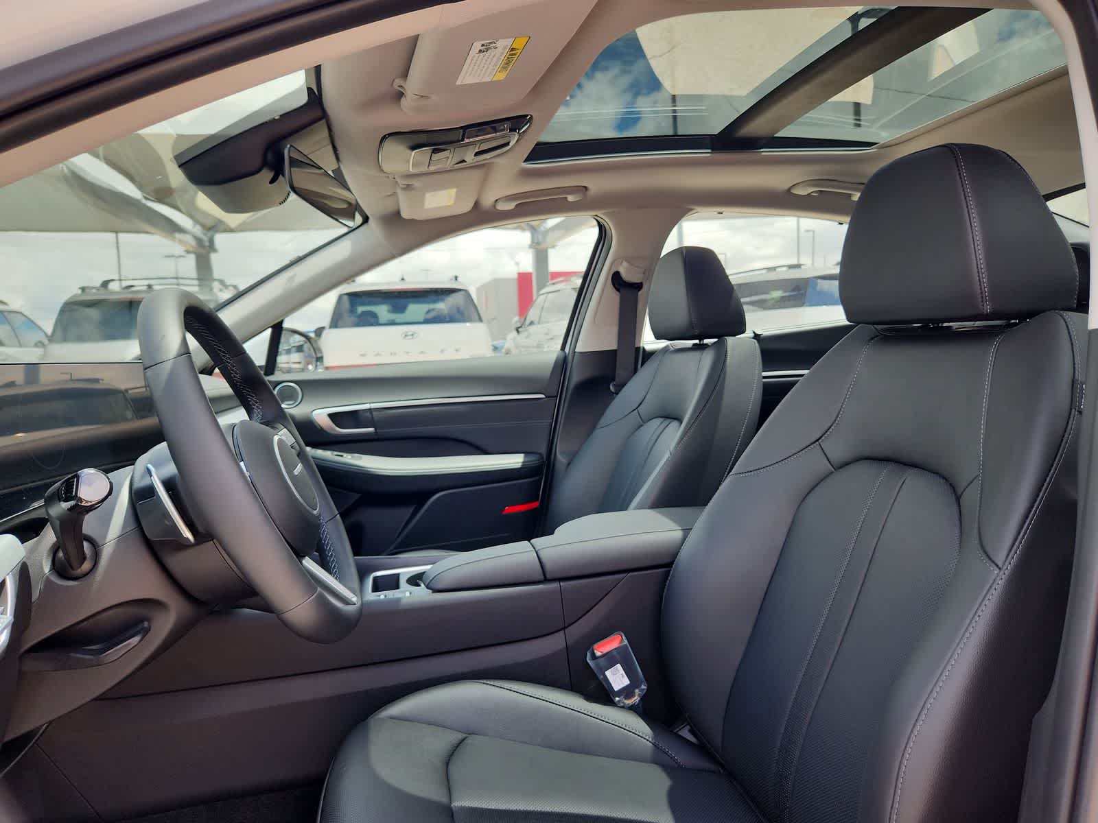 new 2025 Hyundai Sonata Hybrid car, priced at $40,148