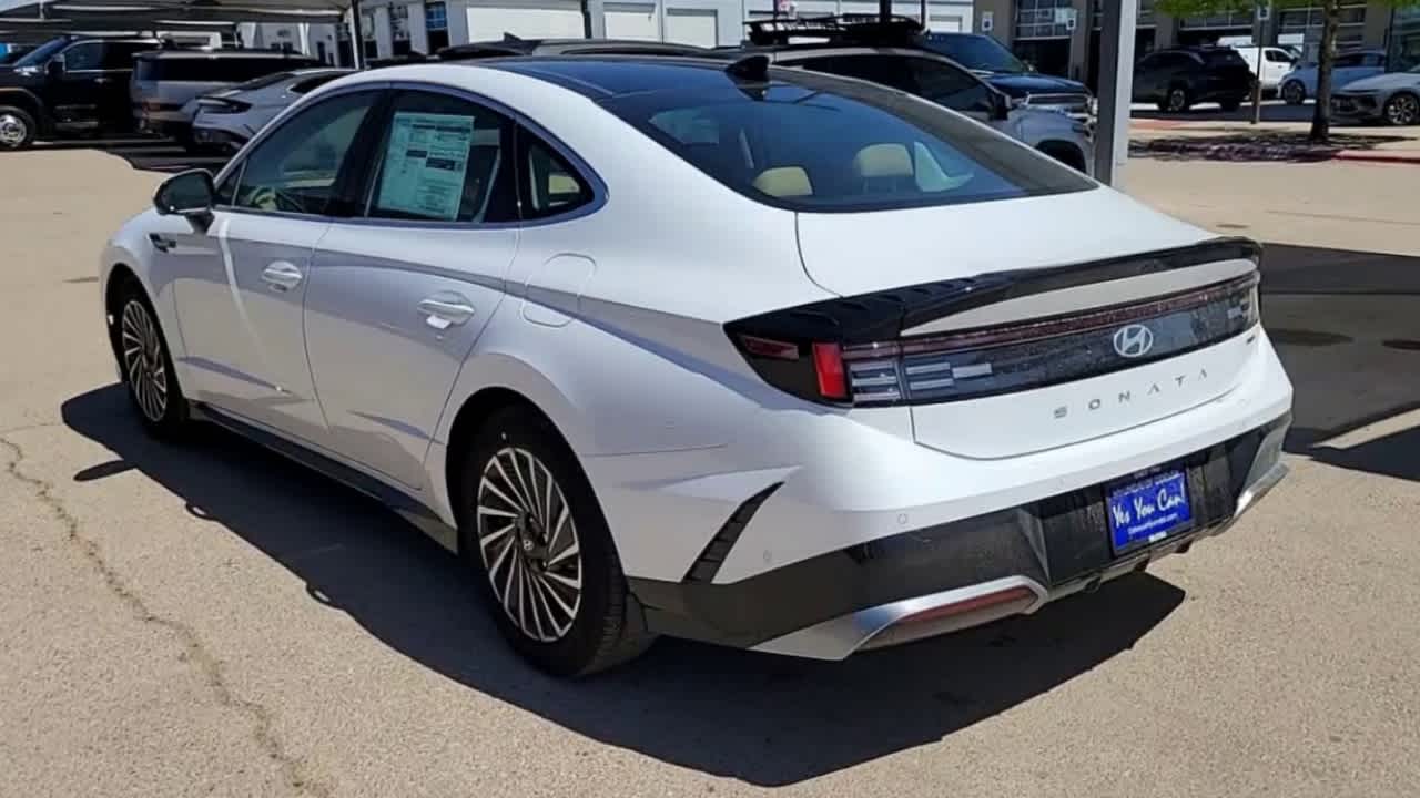 new 2025 Hyundai Sonata Hybrid car, priced at $39,835