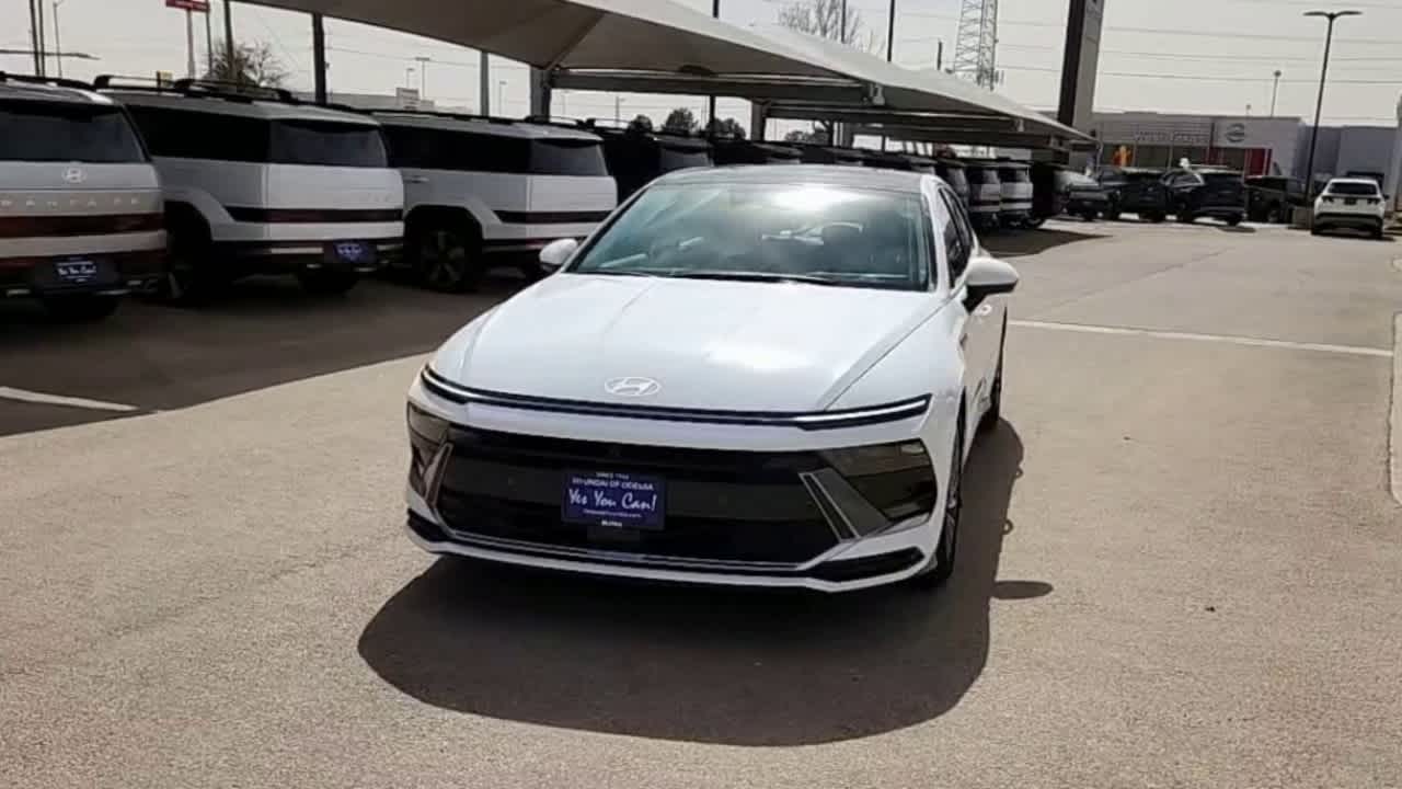 new 2025 Hyundai Sonata Hybrid car, priced at $39,905