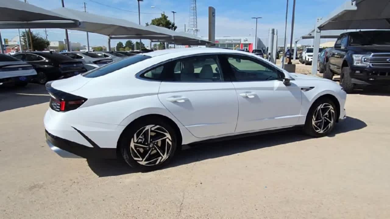 new 2026 Hyundai Sonata car, priced at $30,245