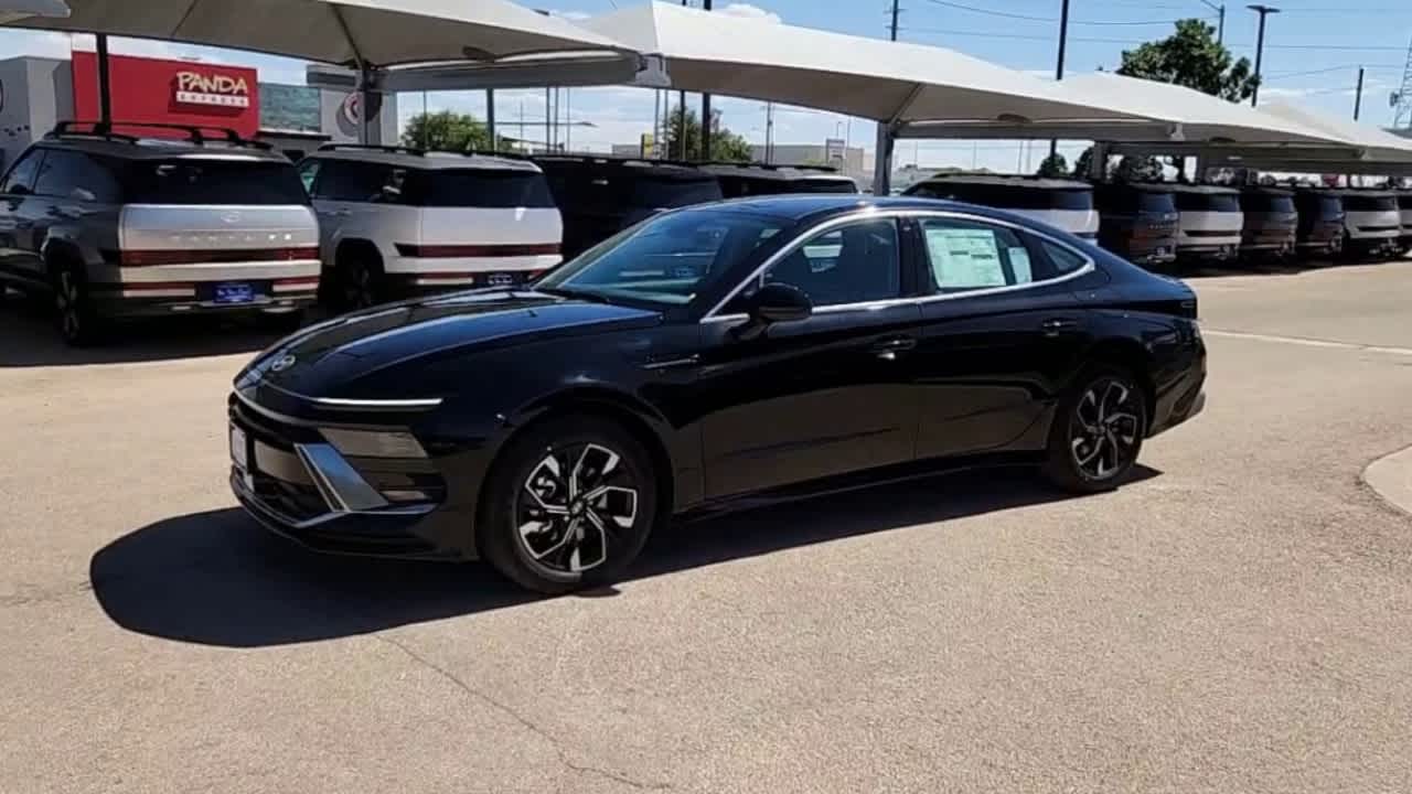 new 2025 Hyundai Sonata car, priced at $30,028