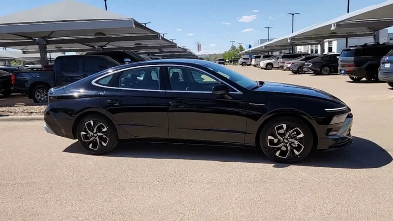 new 2025 Hyundai Sonata car, priced at $30,028