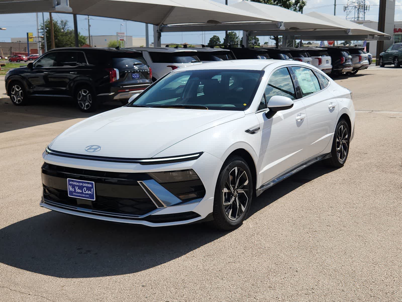 new 2025 Hyundai Sonata car, priced at $28,553