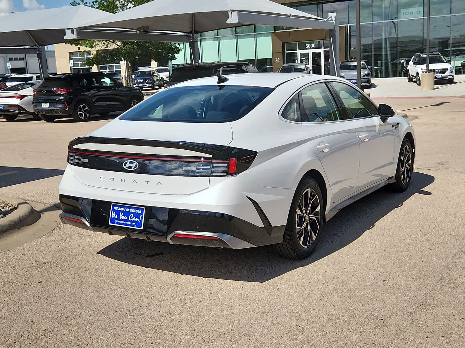 new 2025 Hyundai Sonata car, priced at $28,553