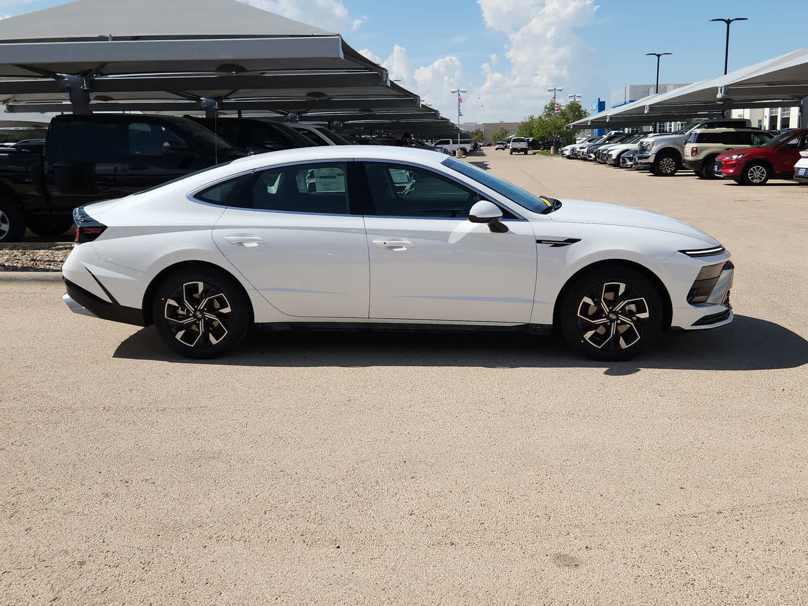 new 2025 Hyundai Sonata car, priced at $28,553