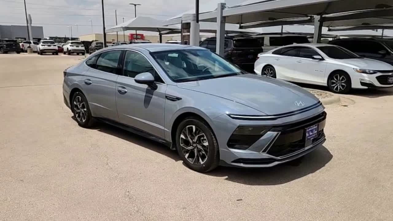new 2025 Hyundai Sonata car, priced at $29,705
