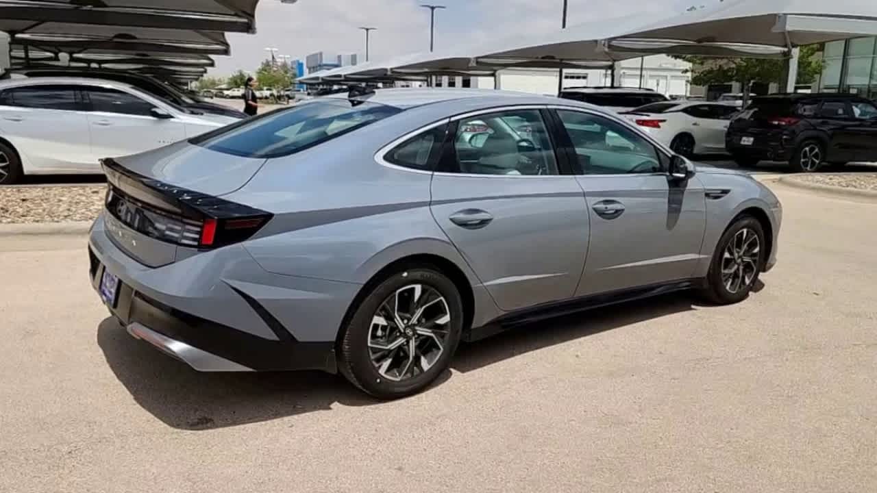 new 2025 Hyundai Sonata car, priced at $29,705