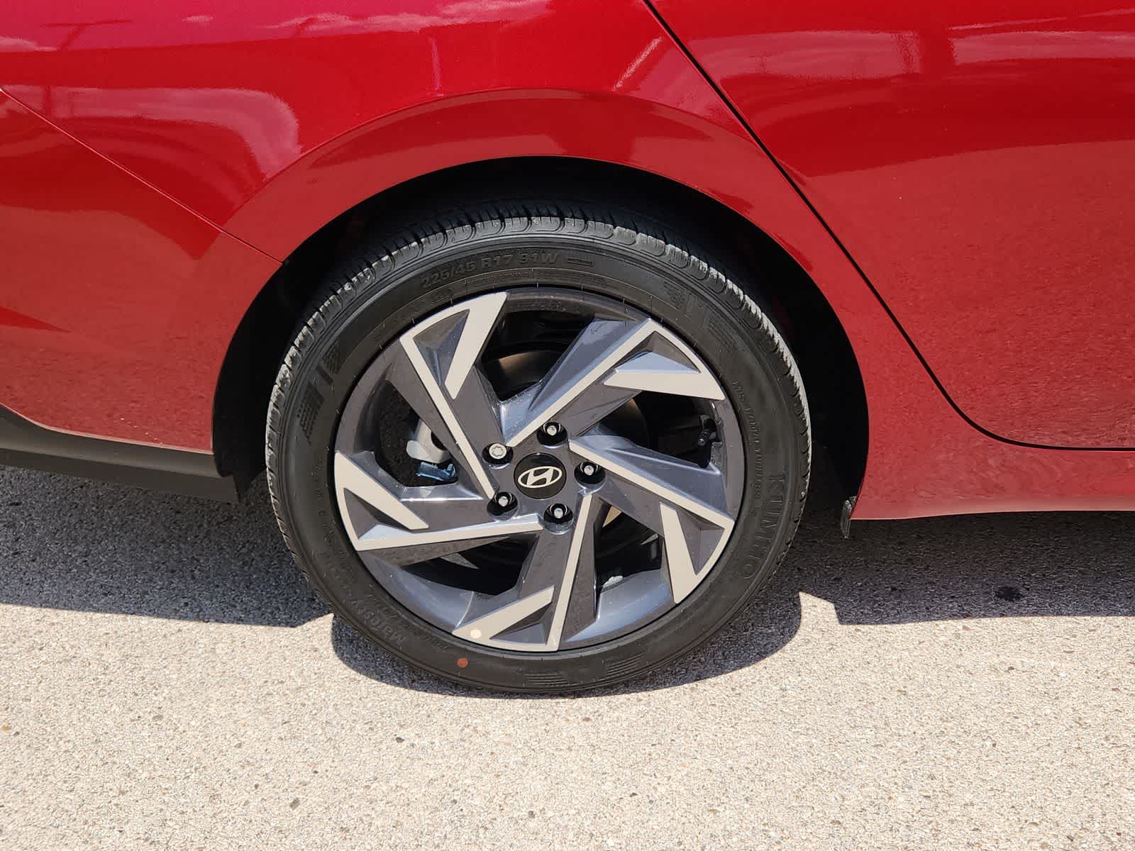 new 2025 Hyundai Elantra car, priced at $25,635