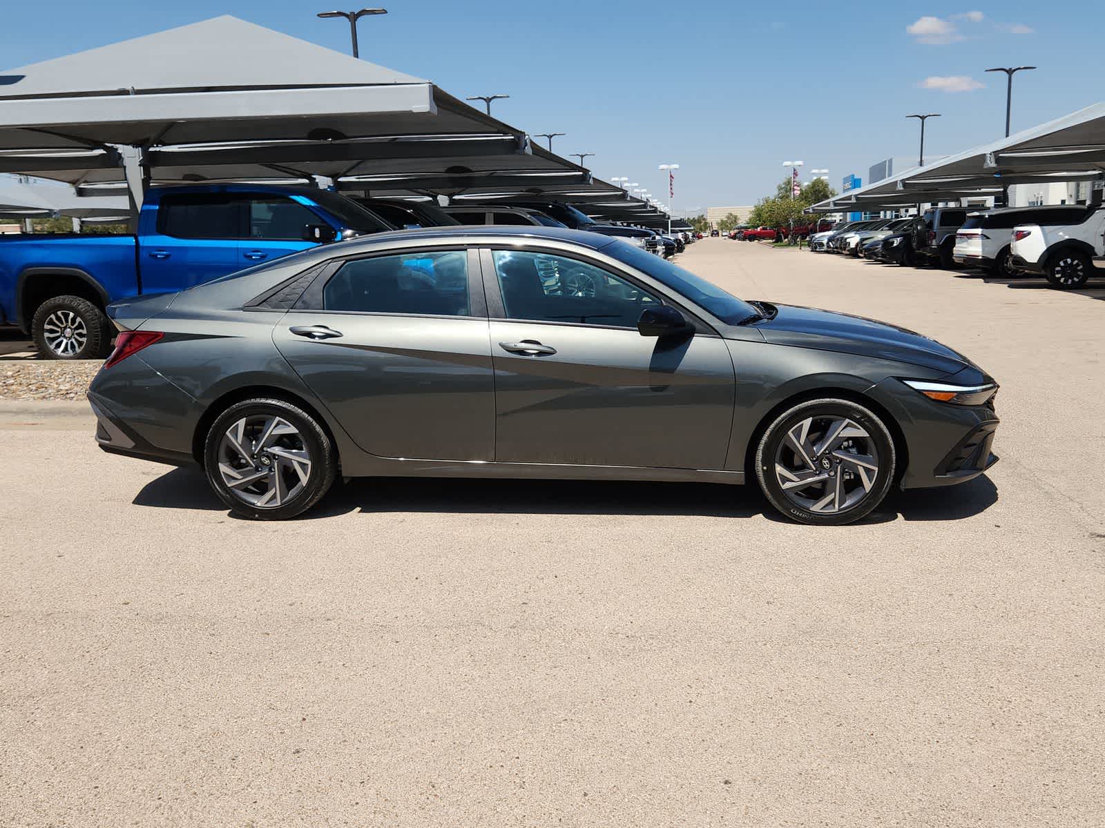 new 2025 Hyundai Elantra car, priced at $25,135