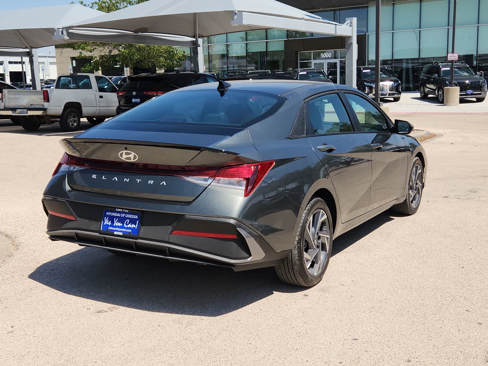 new 2025 Hyundai Elantra car, priced at $25,135
