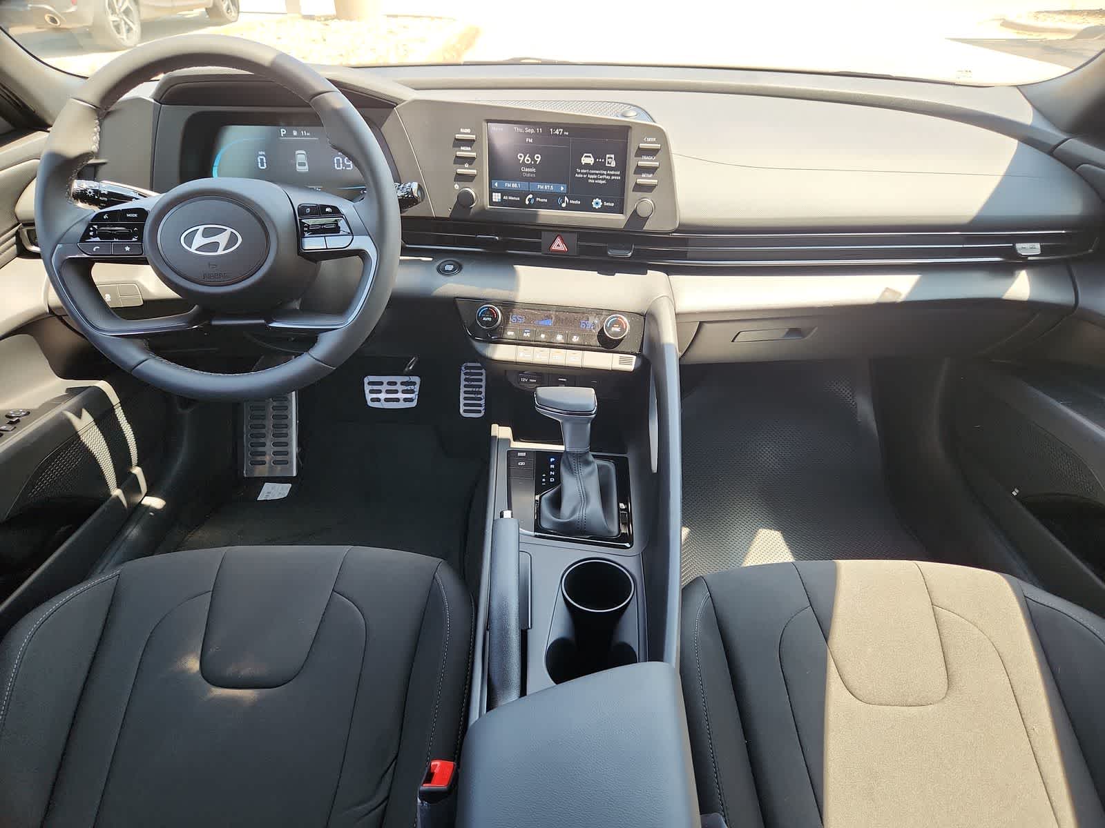 new 2025 Hyundai Elantra car, priced at $25,135