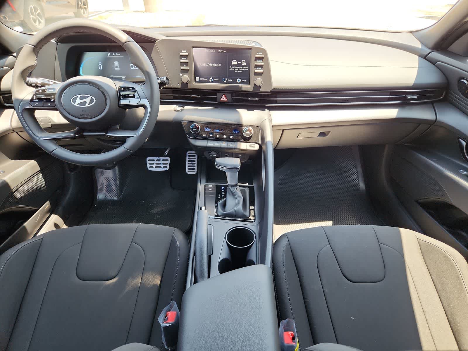 new 2025 Hyundai Elantra car, priced at $25,125