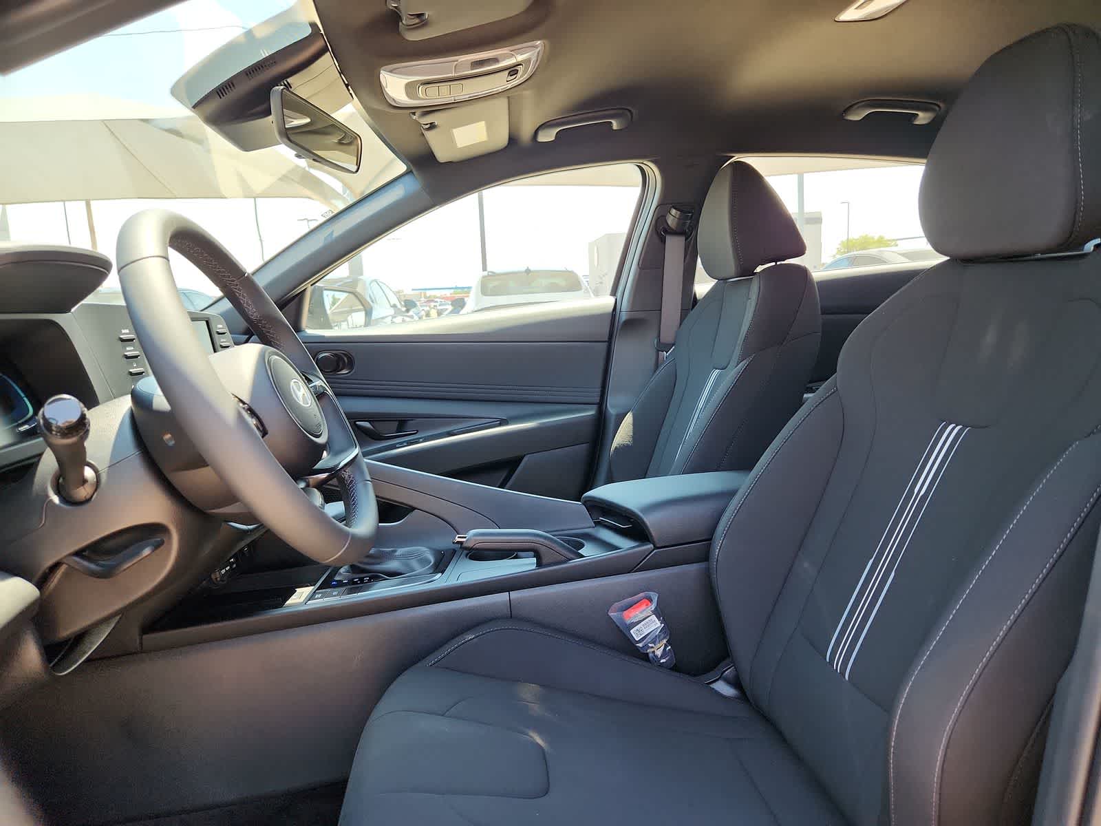 new 2025 Hyundai Elantra car, priced at $25,125