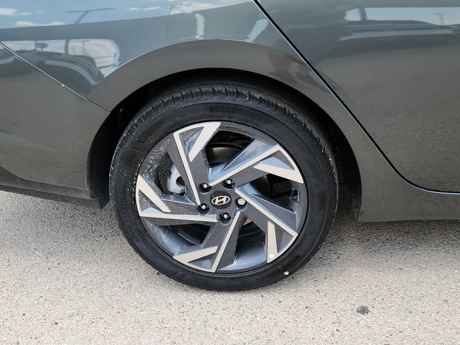 new 2025 Hyundai Elantra car, priced at $24,840