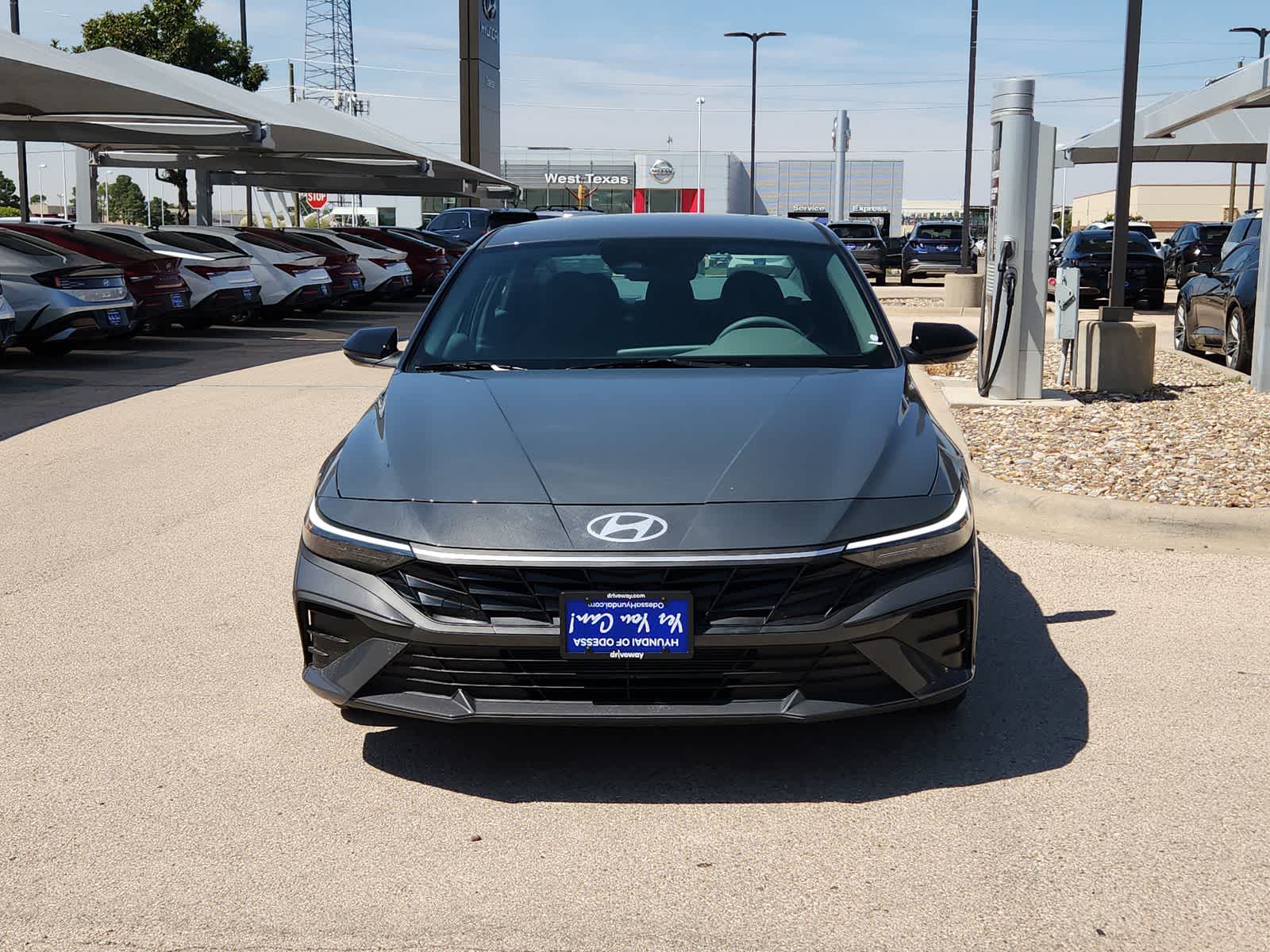 new 2025 Hyundai Elantra car, priced at $25,135