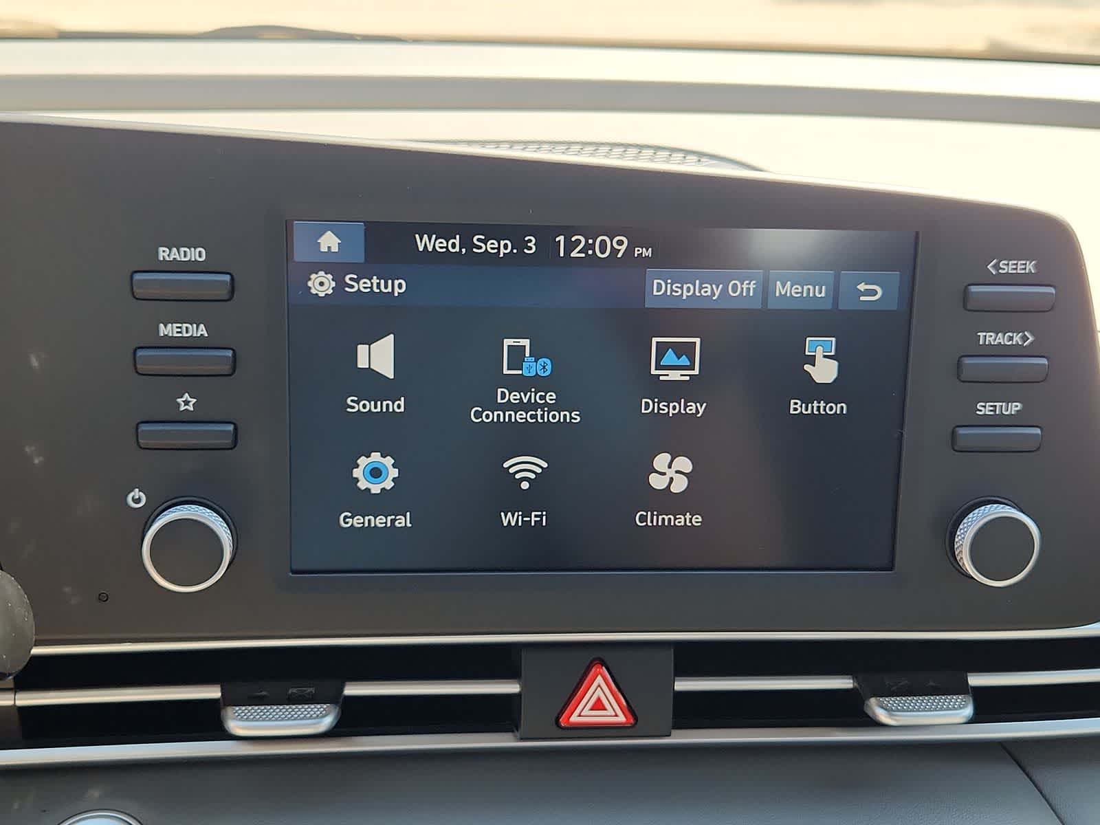 new 2025 Hyundai Elantra car, priced at $25,135