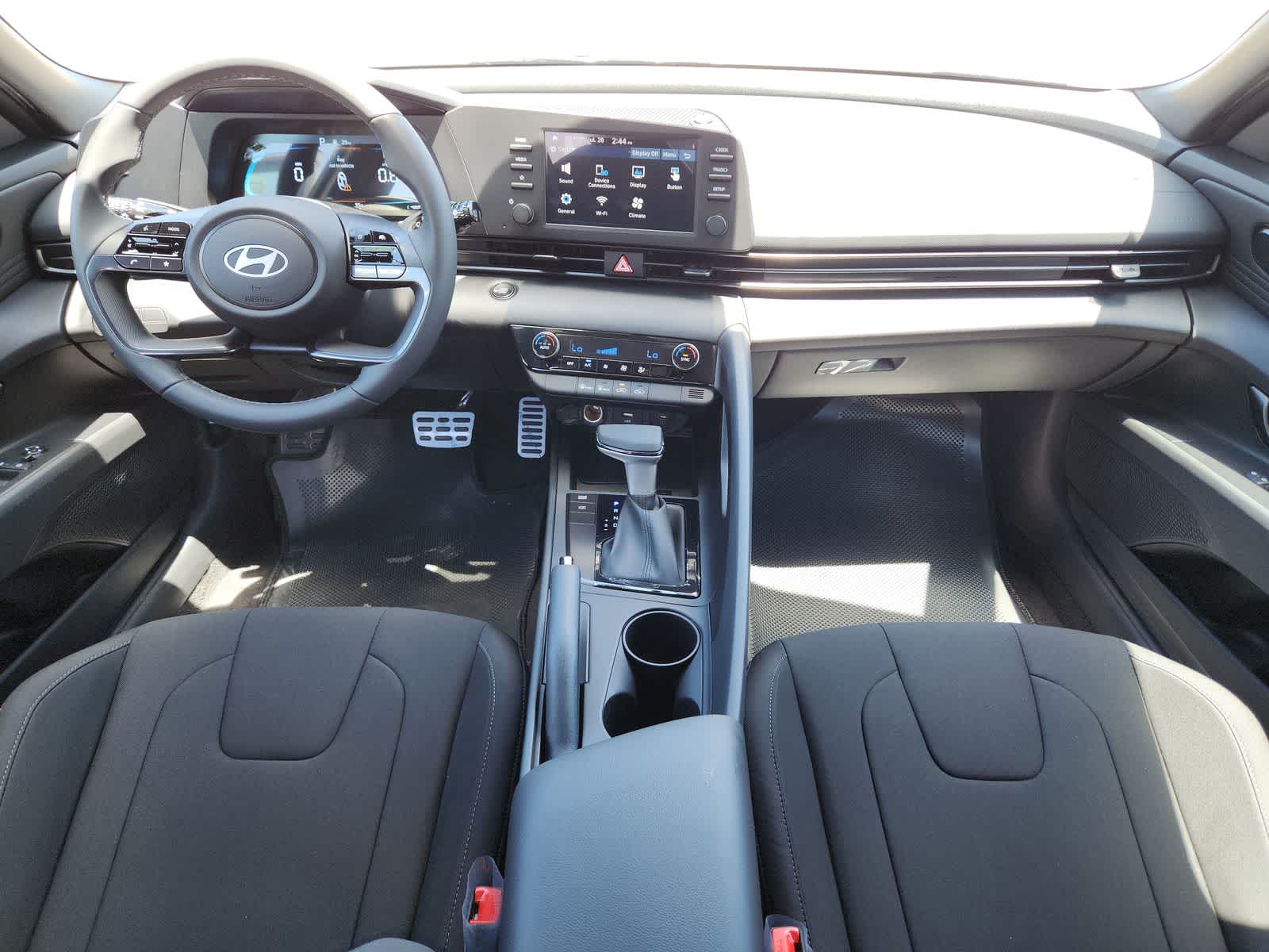 new 2025 Hyundai Elantra car, priced at $25,625