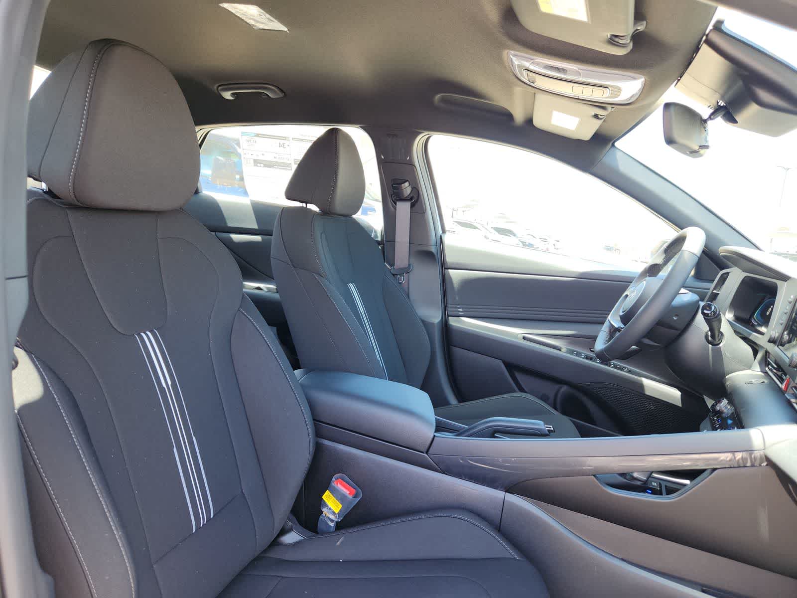 new 2025 Hyundai Elantra car, priced at $25,625