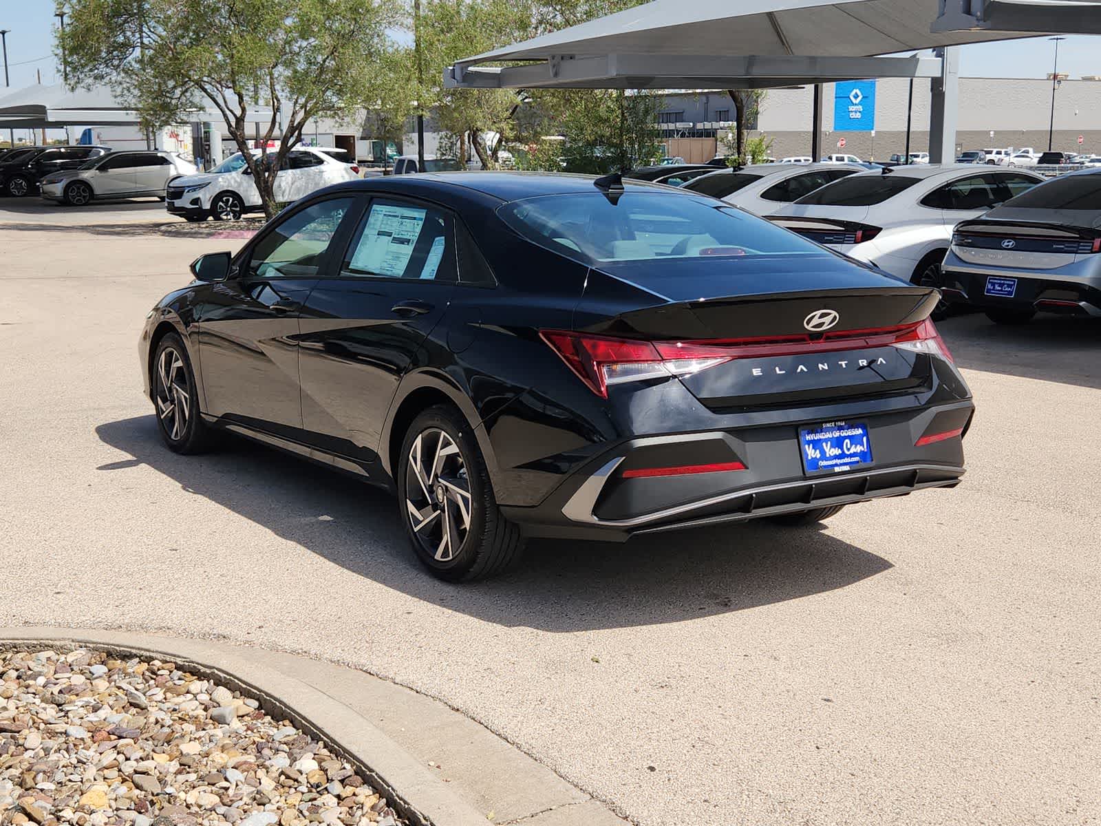 new 2025 Hyundai Elantra car, priced at $25,135