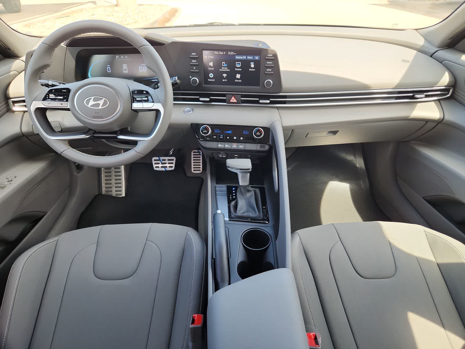 new 2025 Hyundai Elantra car, priced at $25,135